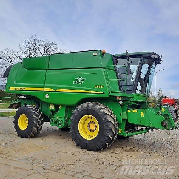 John Deere S 690 Mejetærskere