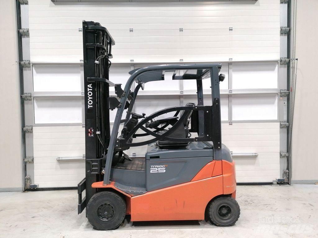Toyota 8FBMKT25 El gaffeltrucks