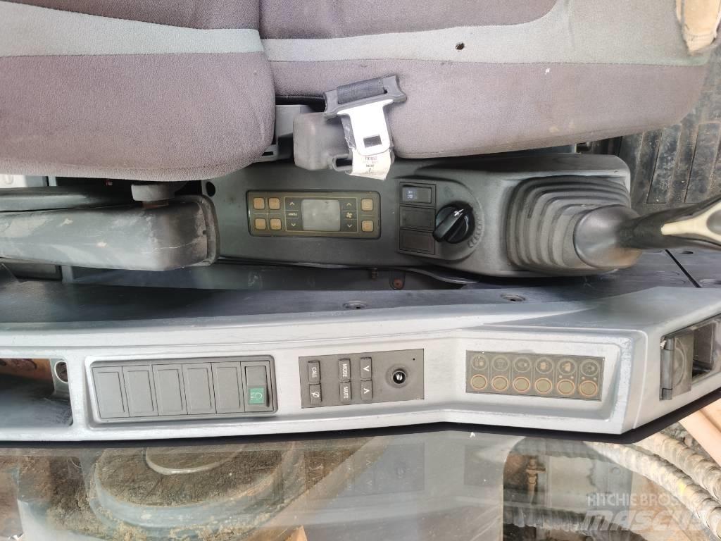 Hyundai R305LC-9T Gravemaskiner på larvebånd