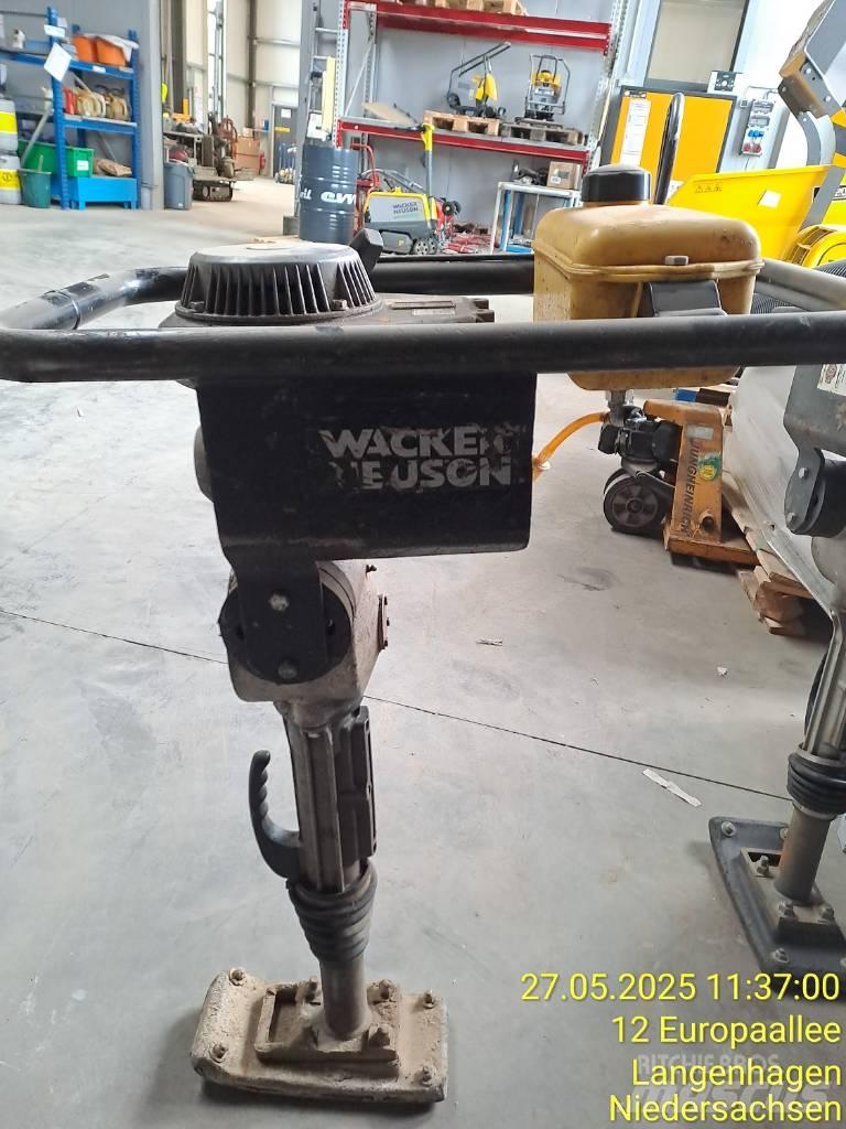 Wacker Neuson BS30 Stampere