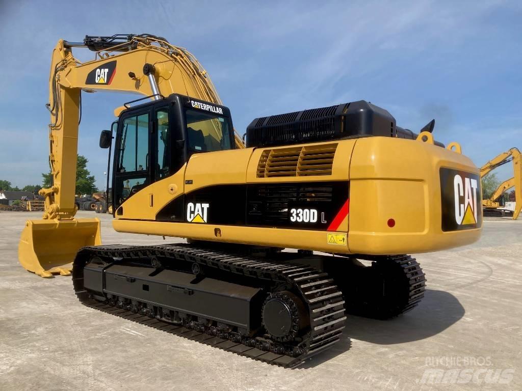 CAT 330 D L Gravemaskiner på larvebånd