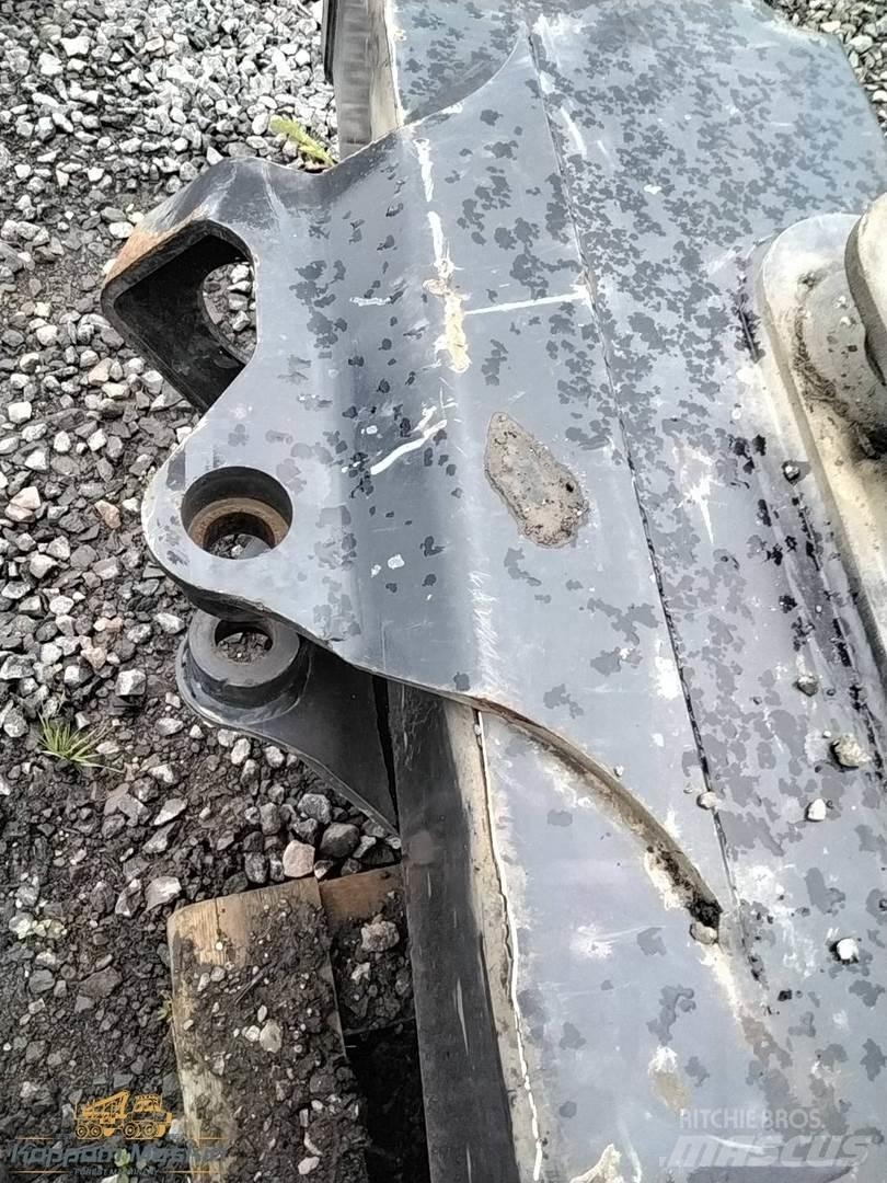 Komatsu 165 Kraner til udkørselsmaskiner