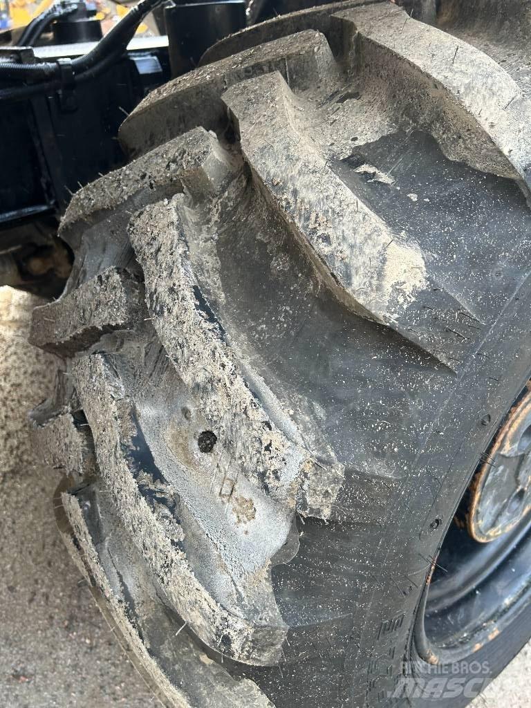 Hitachi ZX 170 W-6 Gravemaskiner på hjul