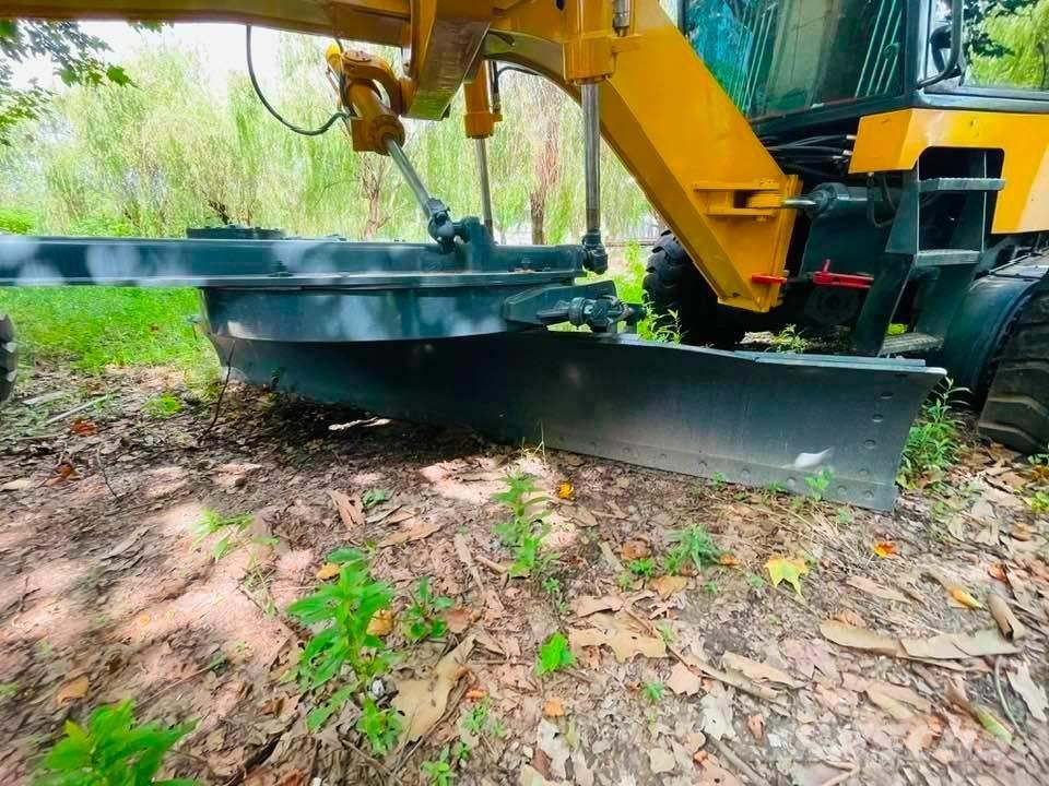 XCMG GR1803 Vejhøvle / Gradere