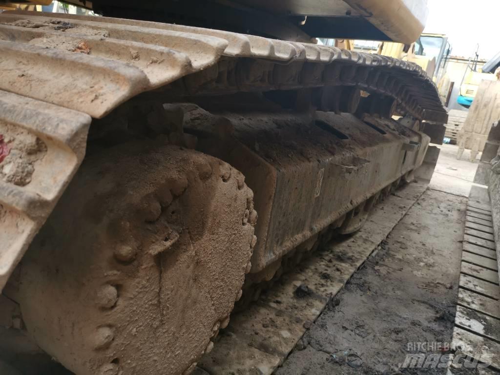 Komatsu PC 220 LC-7 Gravemaskiner på larvebånd