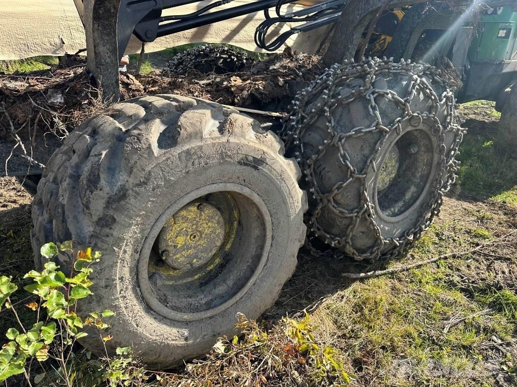 John Deere 1210 E Udkørselsmaskiner