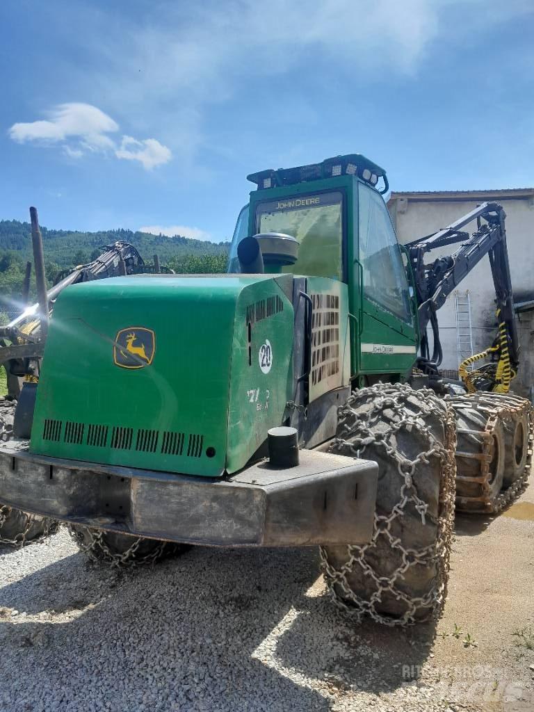 John Deere 1270 D Skovningsmaskiner