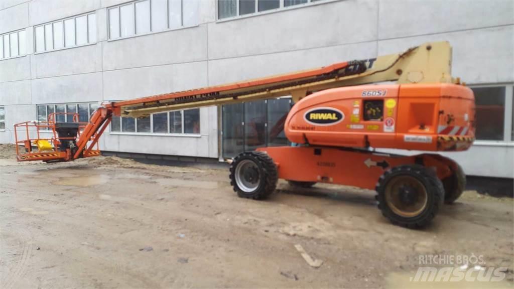 JLG 860SJ Teleskoplifte
