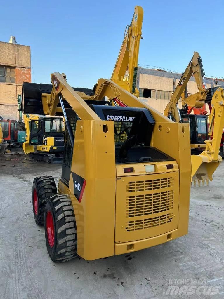 CAT 246D Minilæsser - skridstyret