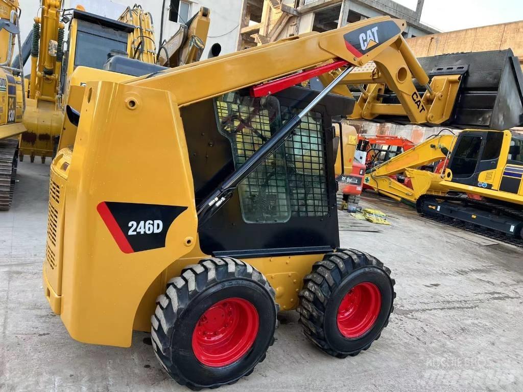 CAT 246D Minilæsser - skridstyret