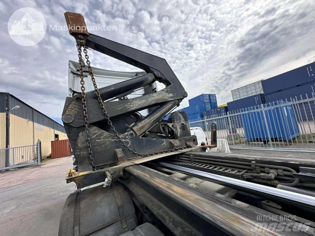 Hammar 195 D Semi-trailer med containerramme