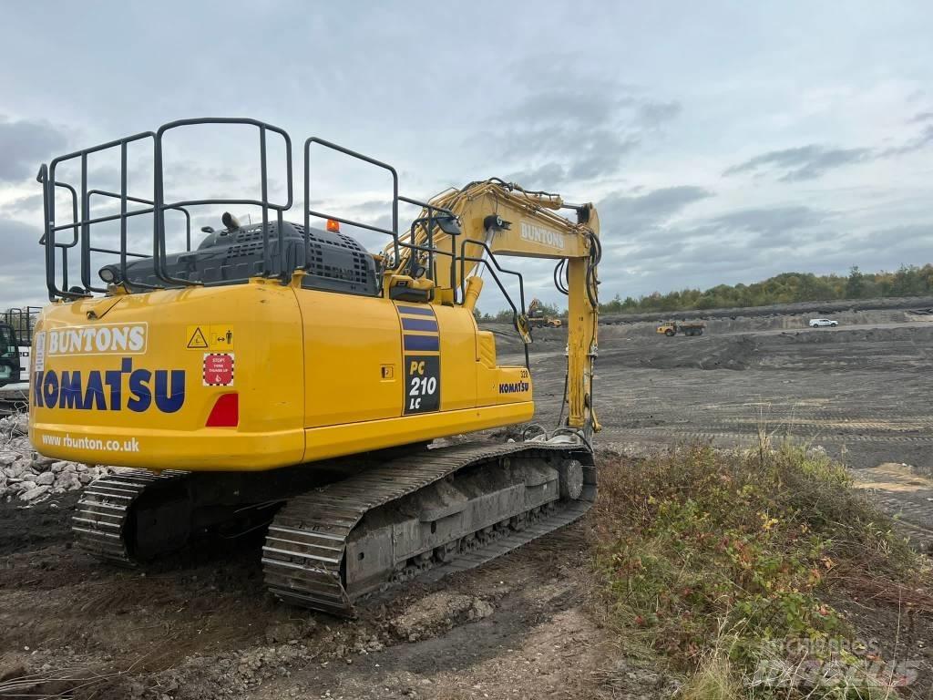 Komatsu PC210LC-11 Gravemaskiner på larvebånd