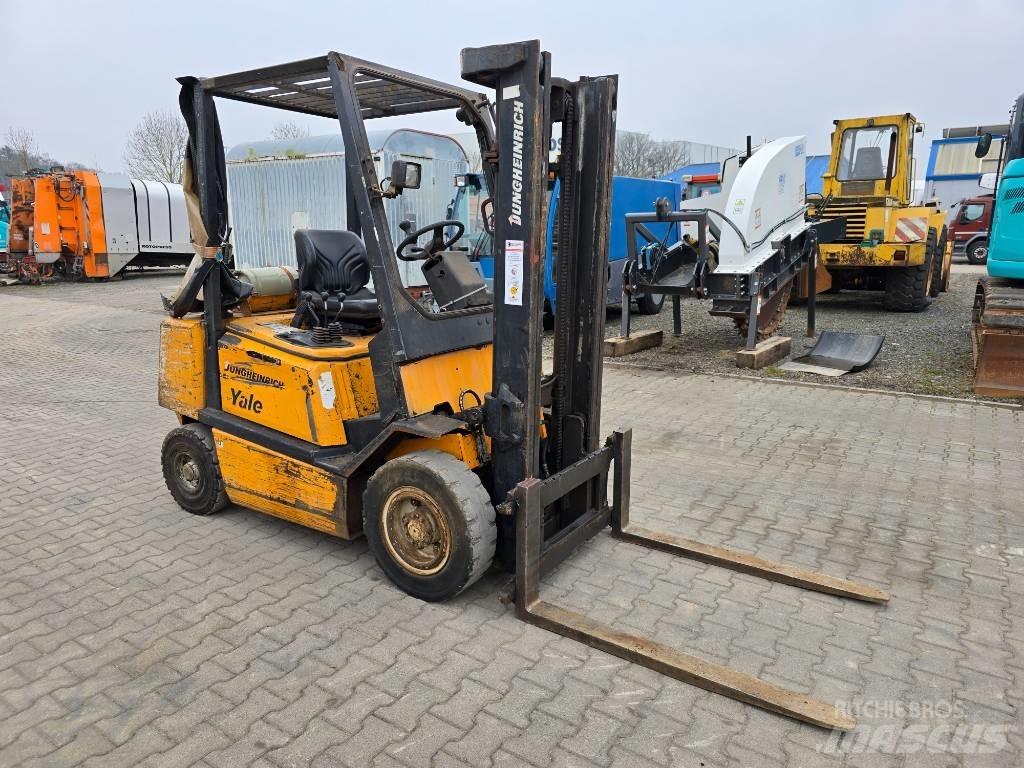 Jungheinrich TFG 25 LPG gaffeltrucks