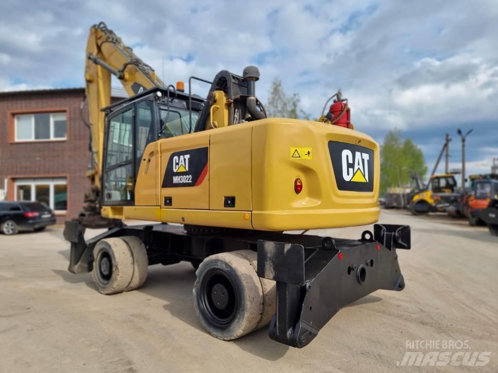 CAT MH 3022 Materialehåndteringsmaskiner