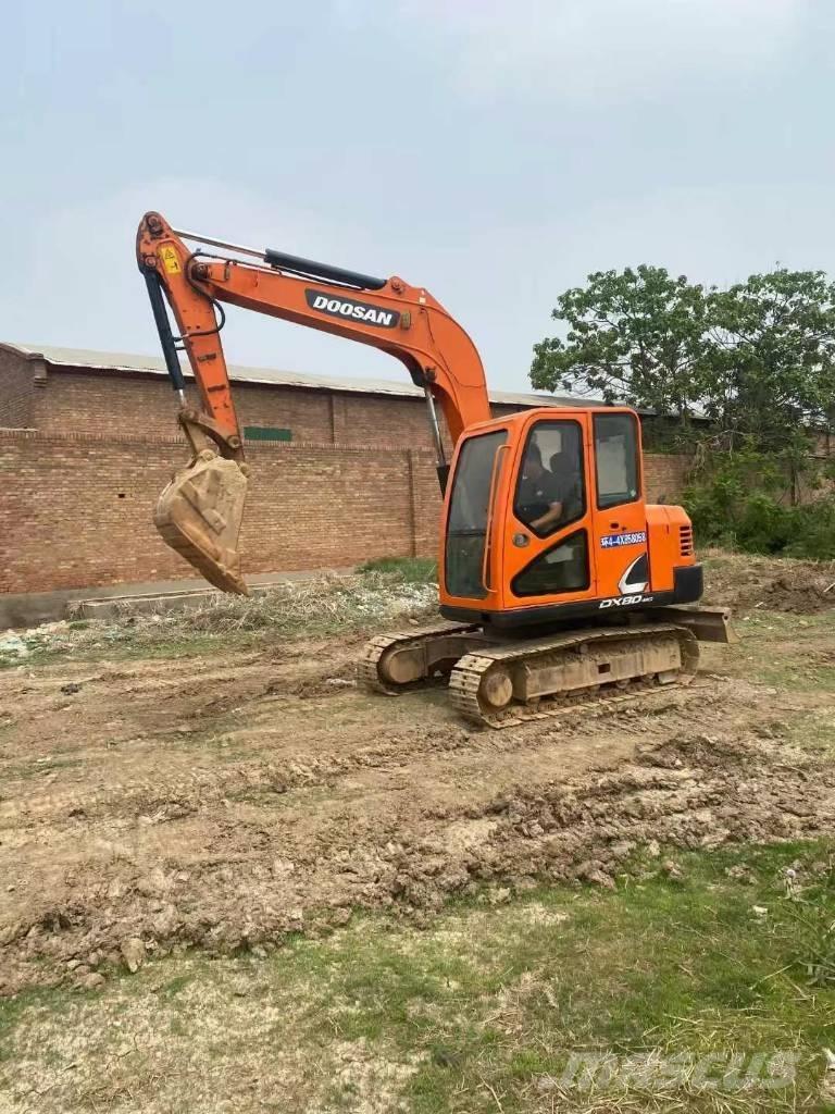 Doosan DX 80 Midi-gravemaskiner 7t - 12t