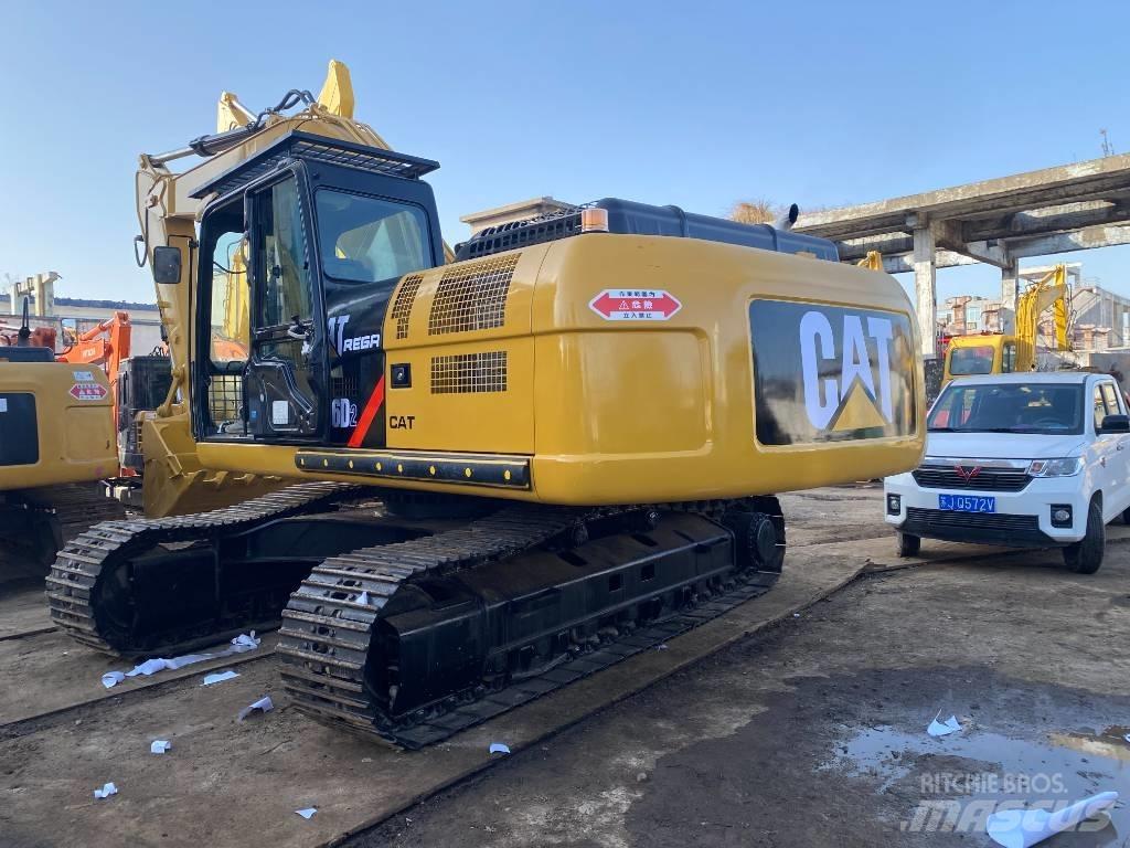 CAT 326 D2L Gravemaskiner på larvebånd