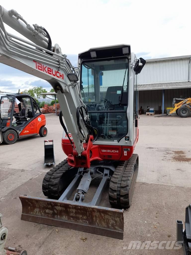 Takeuchi TB 230 Minigravemaskiner