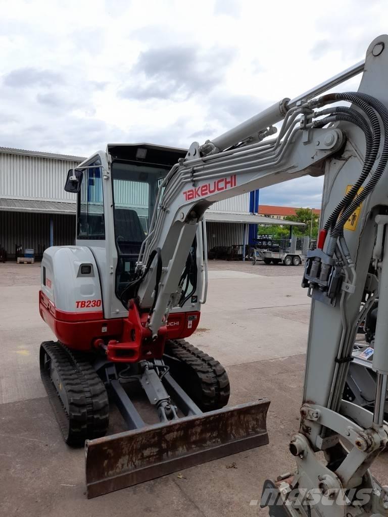 Takeuchi TB 230 Minigravemaskiner