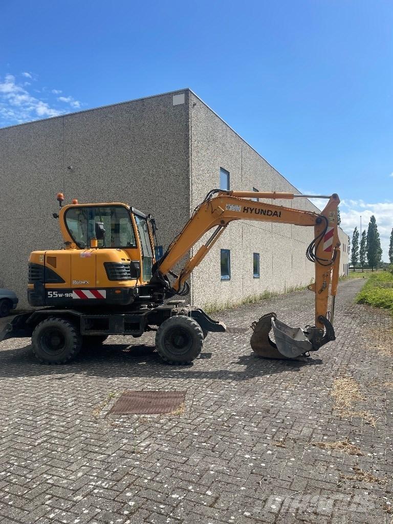 Hyundai 55w9a Gravemaskiner på hjul