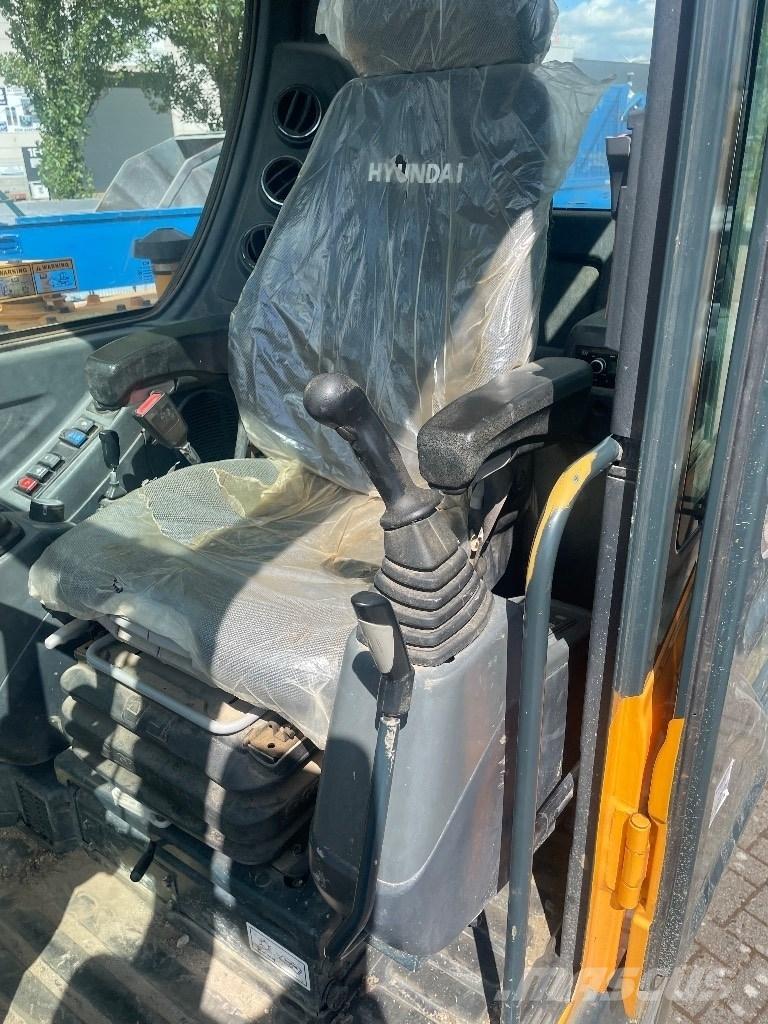 Hyundai 55w9a Gravemaskiner på hjul