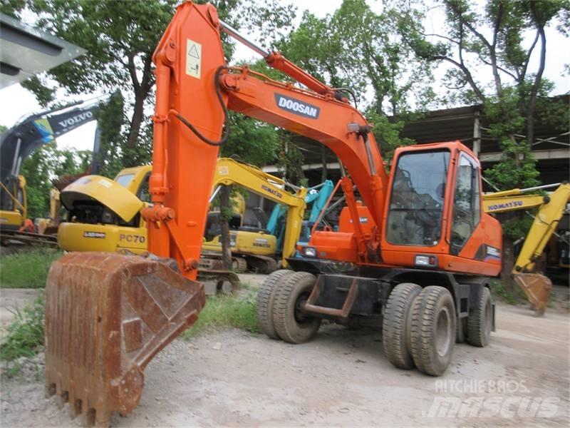 Doosan DH150W-7 Gravemaskiner på hjul