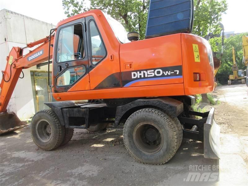 Doosan DH150W-7 Gravemaskiner på hjul