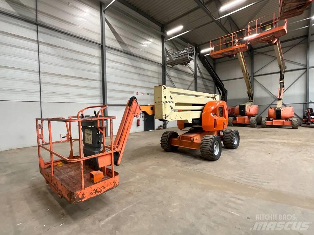 JLG 450 AJ Bomlifte med knækarm