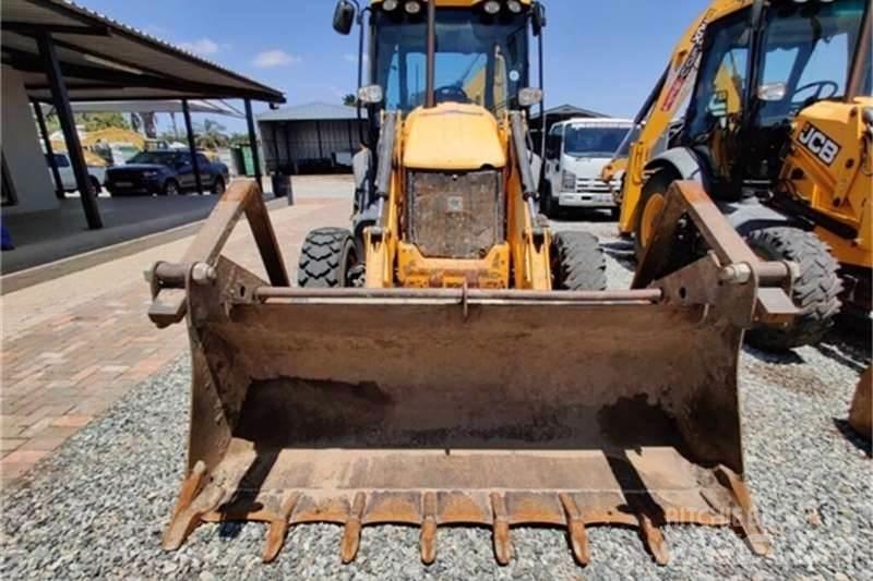 JCB 3CX 4X4 TLB Rendegravere