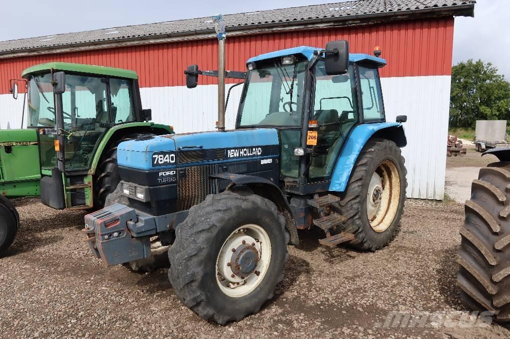New Holland 7840 Traktorer