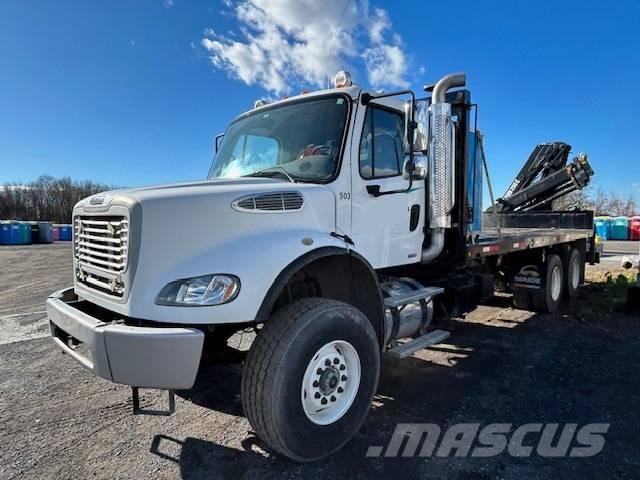 Freightliner M2 Lastbil med kran