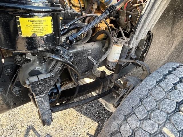 Freightliner M2 Lastbil med kran