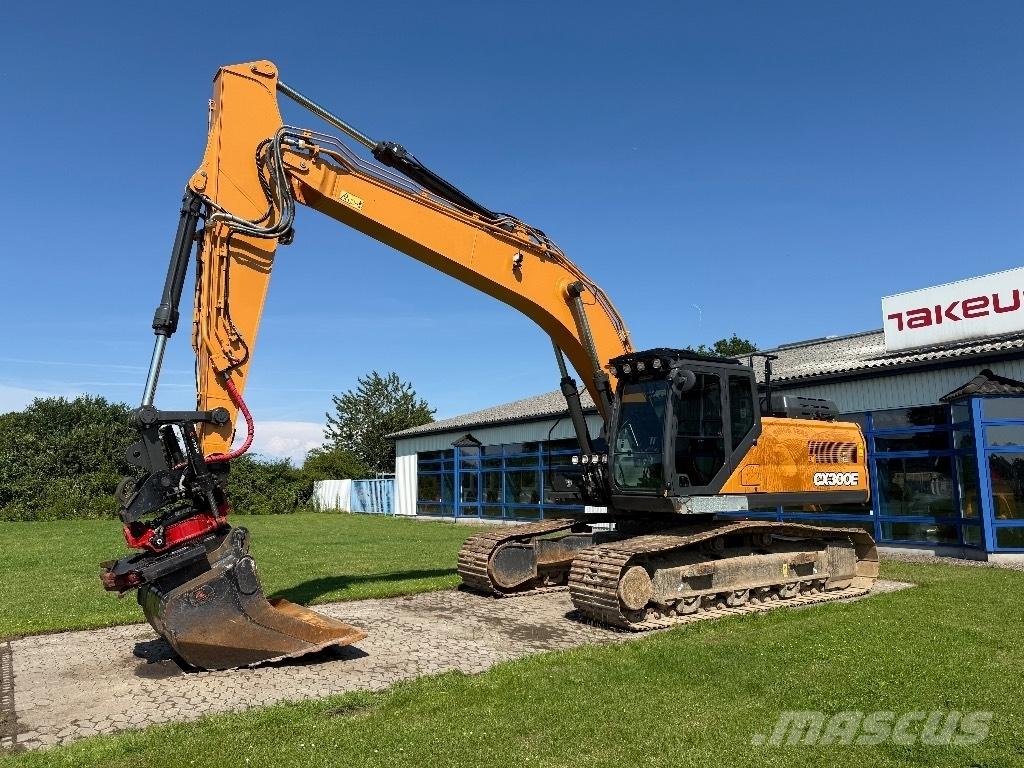 CASE CX 300 E Gravemaskiner på larvebånd