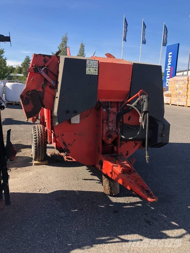 Kuhn 3560 Balleskærere og -stablere