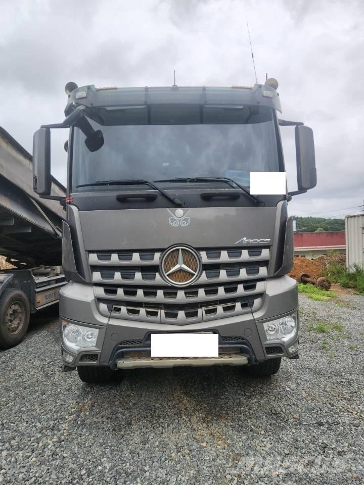 Mercedes-Benz 3951 Dumpere