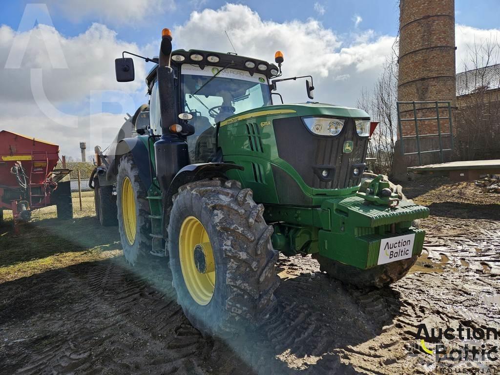 John Deere 6215 R Traktorer
