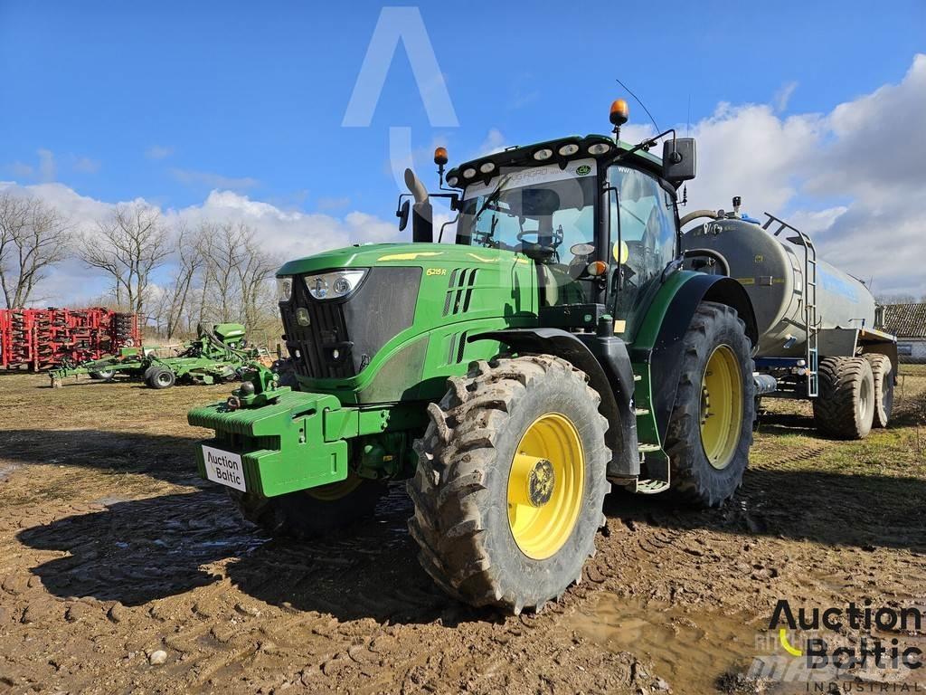 John Deere 6215 R Traktorer
