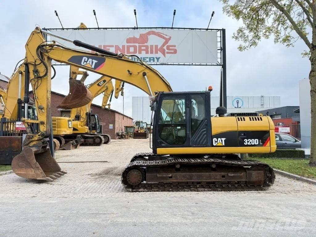 CAT 320DL Gravemaskiner på larvebånd