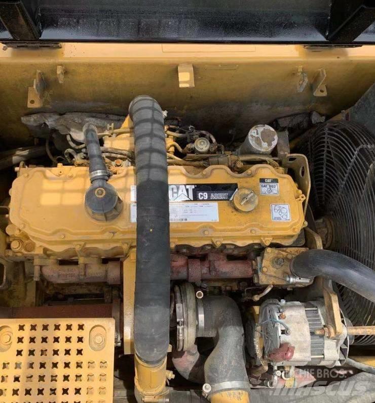 CAT 330DL Gravemaskiner på larvebånd