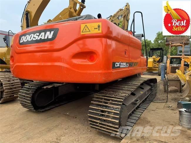 Doosan DX 225 LCA Gravemaskiner på larvebånd