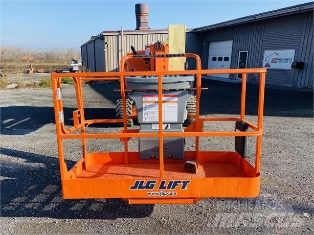 JLG 450 AJ II Bomlifte med knækarm