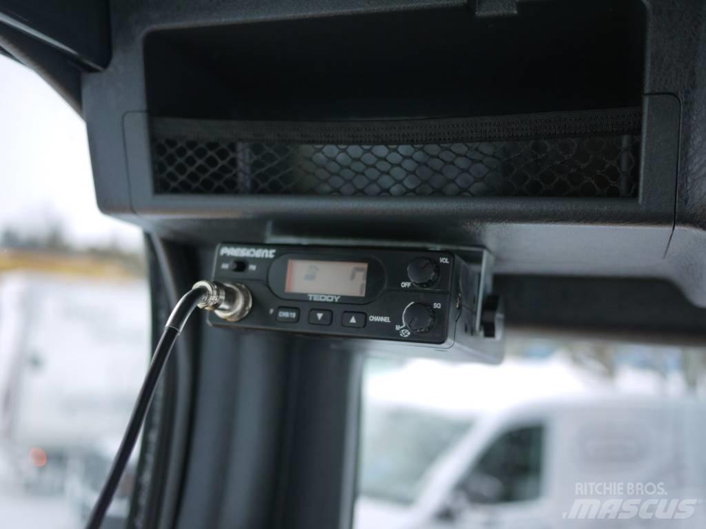 Hyundai R 55W-9A Gravemaskiner på hjul