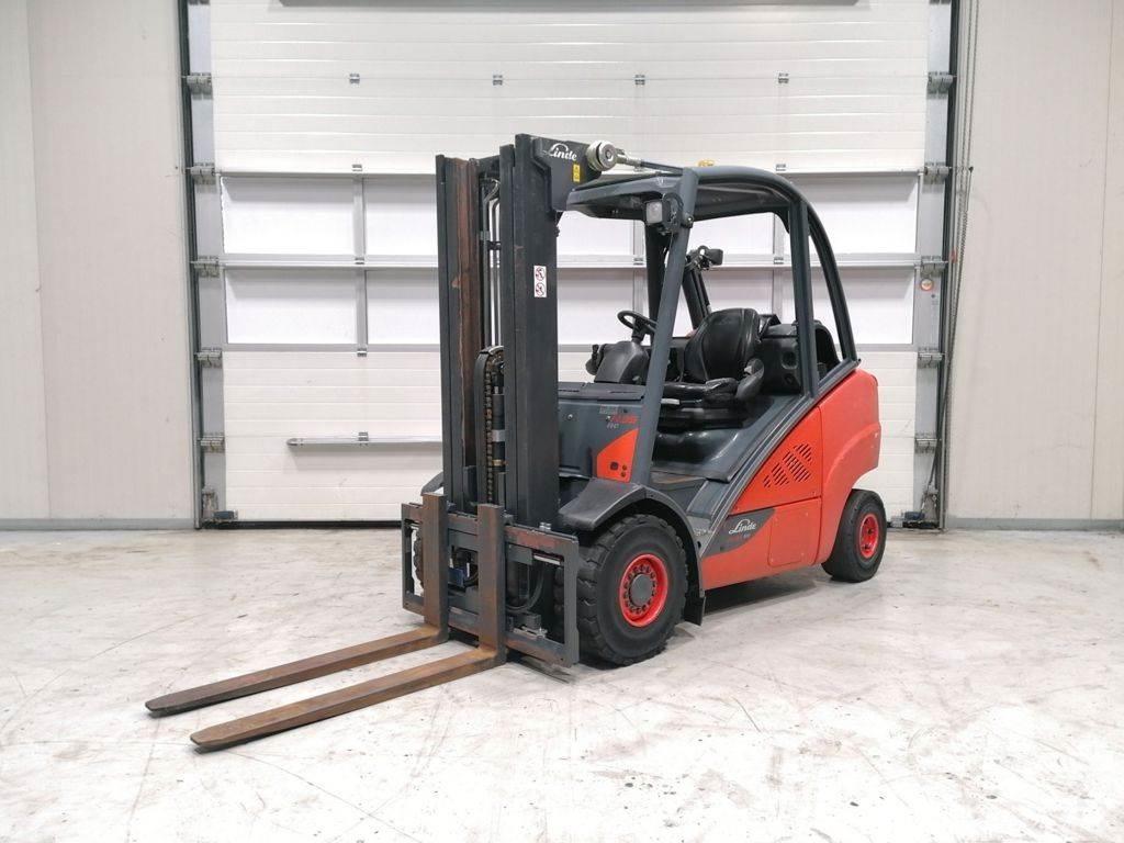 Linde H35T-02 LPG gaffeltrucks