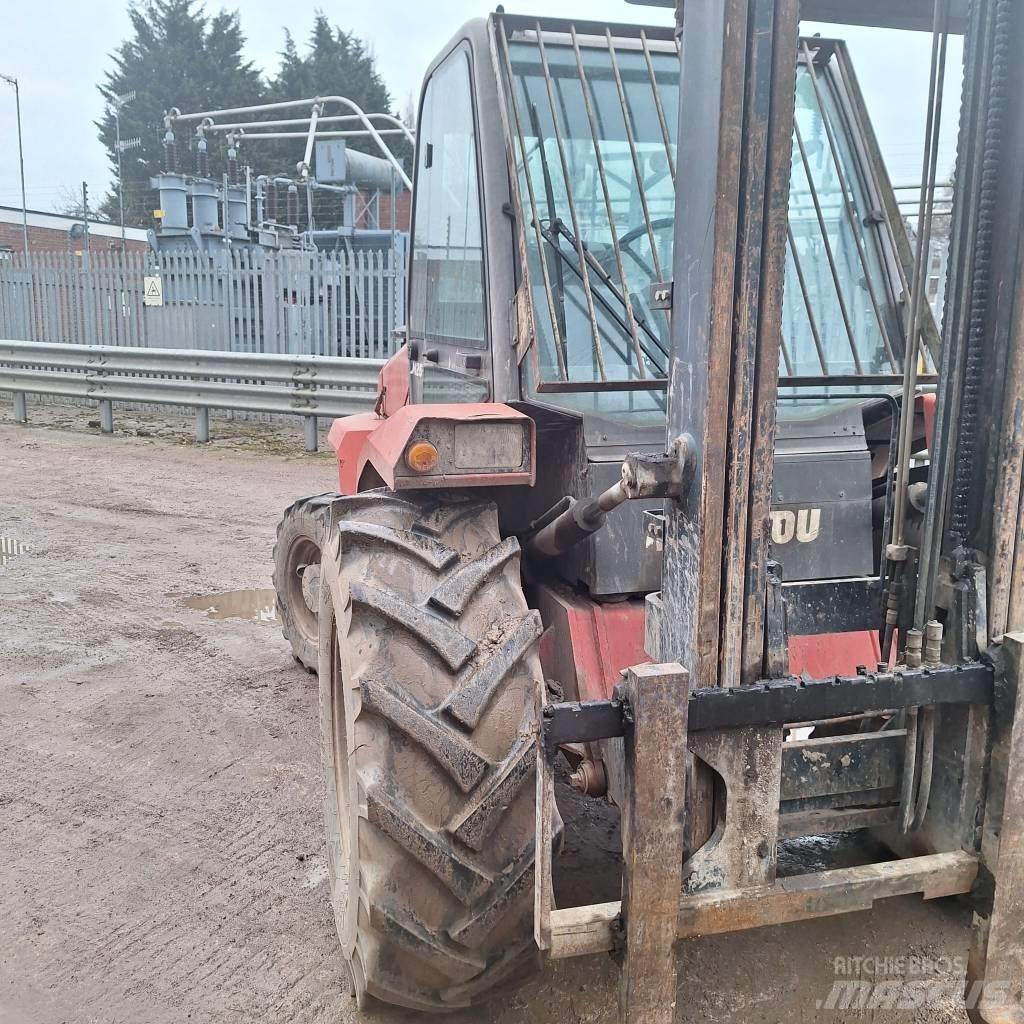 Manitou M 26.4 Terrængående gaffeltruck