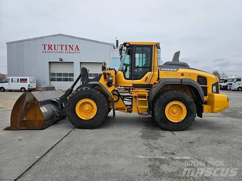 Volvo L 120 H Læssemaskiner på hjul