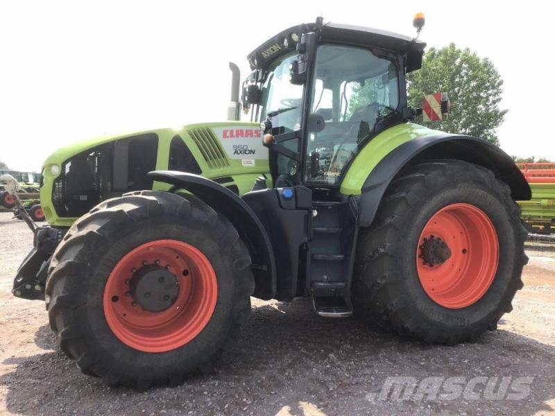 CLAAS AXION 950 Traktorer