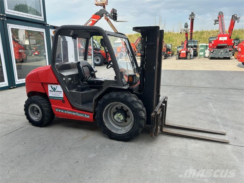 Manitou MH25-4 Terrængående gaffeltruck