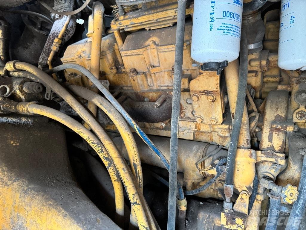 CAT 771 D Knækstyrede dumpere