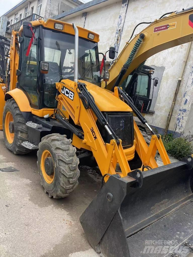 JCB 3 CX Rendegravere