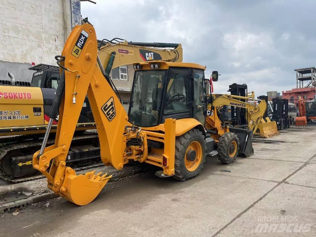 JCB 3 CX Rendegravere