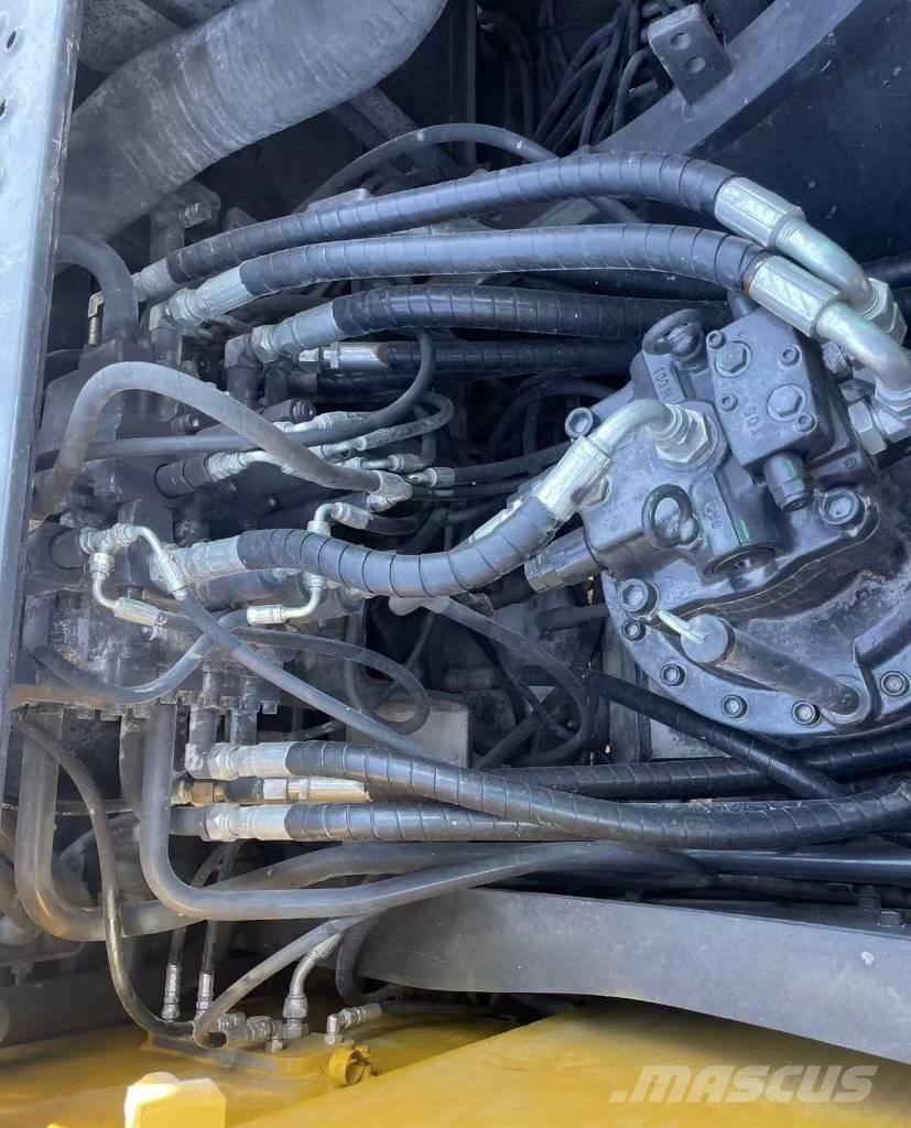 Volvo EC 240 Gravemaskiner på larvebånd